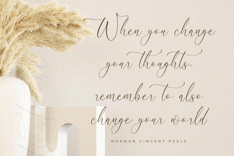 Hiratage Simplenta - New Beauty Calligraphy Font Storytype Studio 