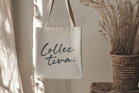 History Jumper - Handwritten Script Font Font Timur type 