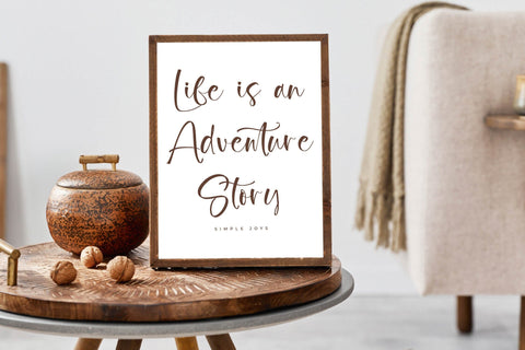 Homellyst - Beauty Handwritten Font Font Letterena Studios 