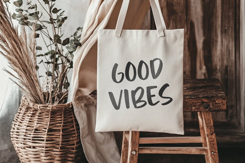 Honey Crunch - All Caps Handbrushed Font Font Timur type 