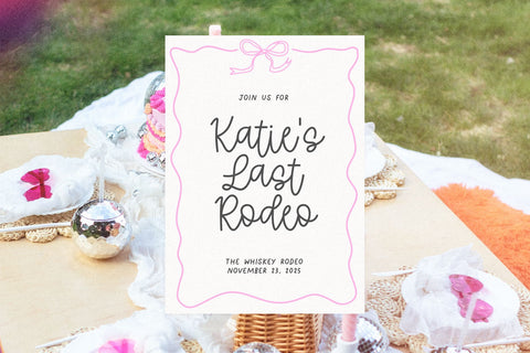 Honey Pear - Cute Script Font Font KA Designs 