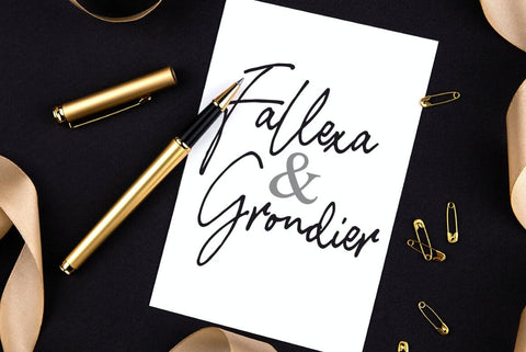 Imestaviga Signature Typeface Font Fadeline Std. 