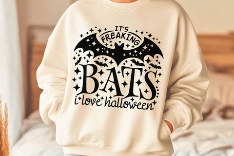 It's Freaking Bats I Love Halloween| Funny Halloween SVG Cutting Files. SVG CosmosFineArt 
