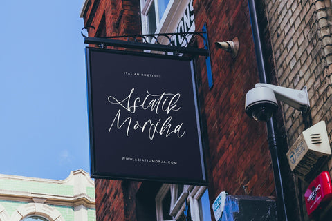 Jasmine Angeloni - Beautiful Script Font Font Letterena Studios 