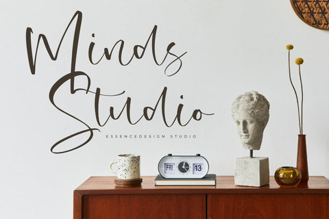 Kamikase - Modern Handwritten Font Font Letterena Studios 
