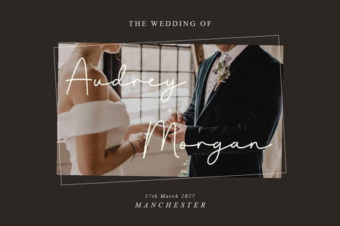 Lesarta - Script Monoline Font Font twinletter 