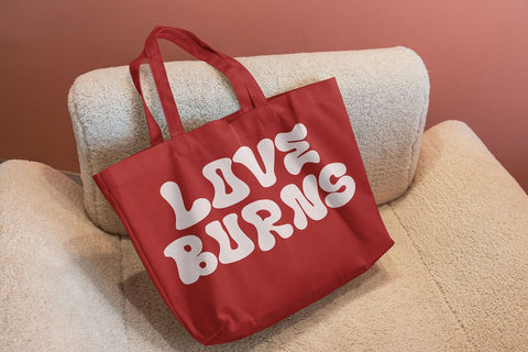 Love Glow – Cute Retro Valentine Display Typeface Font Mozzatype 