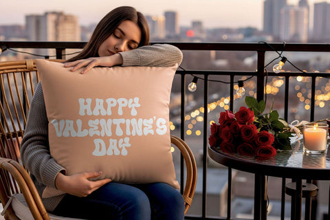 Love Glow – Cute Retro Valentine Display Typeface Font Mozzatype 