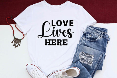 Love lives here SVG Angelina750 