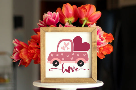 Love SVG design SVG Regulrcrative 