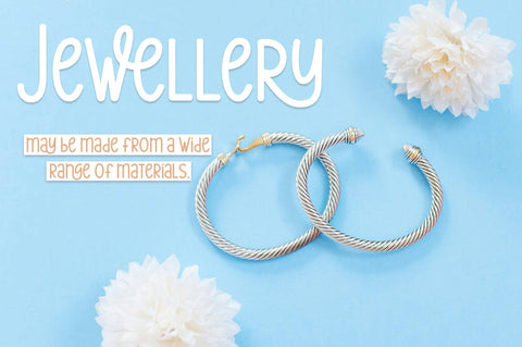 Lovely Spring Font Suza Studio 