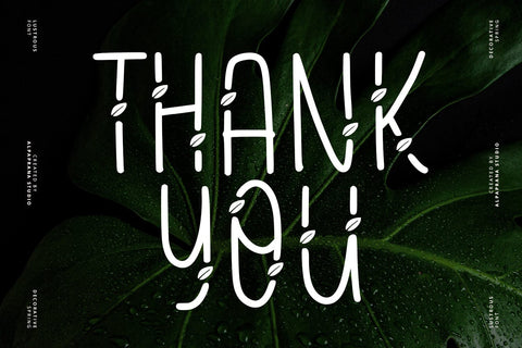 Lustrous - Display Font Font Alpaprana Studio 