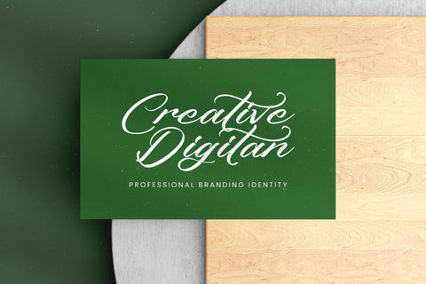 Machine Vintage - Modern Stylish Script Font Letterena Studios 