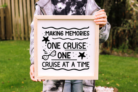 Making memories one cruise one SVG Design SVG Regulrcrative 