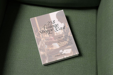 Meadowgrove Calligraphy Display Font Font Beck McCormick 
