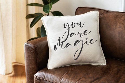 Meriana Yudistira Font Qwrtype Foundry 