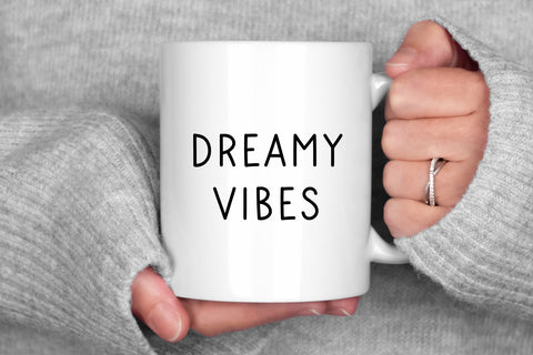 Midsummer Font Cotton White Studio 