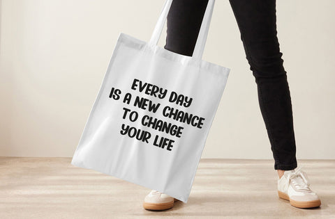 Minimalist Bold Font Yuby 