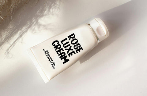 Minimalist Bold Font Yuby 