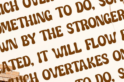 Mintage Twentys - Retro Display Font Font Letterena Studios 