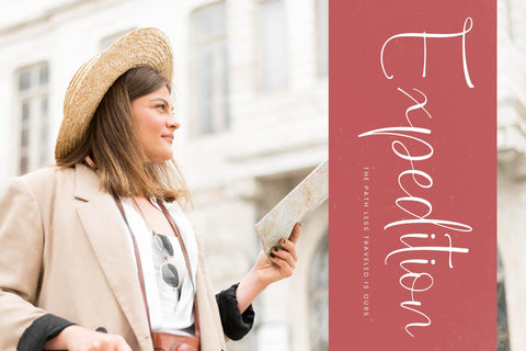 Moment Capture - Freestyle Stylish Handwritten Font Letterena Studios 