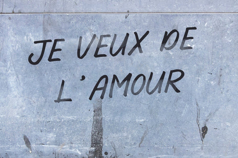 Momenteam Font Sulthan studio 