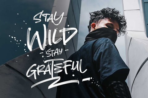 Monster Grande Font Arterfak Project 