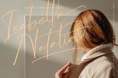 Mounttain Hillstoras - Modern Script Font Font Letterena Studios 