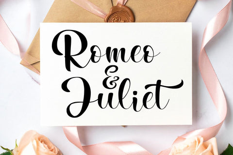 Original Moment - Beauty Handwritten Font Font Masyafi Studio 