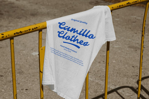 Palm de Chunky Font Zeenesia Std 