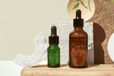 Peach Mondela - Beauty Calligraphy Font Font Storytype Studio 