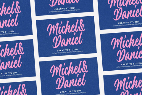 Peach Panturas – Expressive Handwritten Script Font Four Lines Std. 