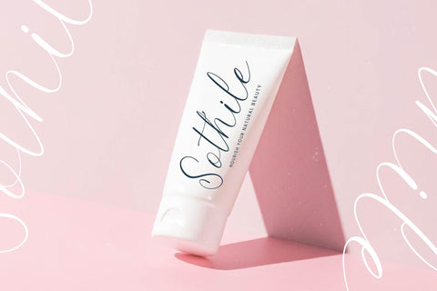 Petalip Orchid - Modern Freestyle Stylish Font Letterena Studios 