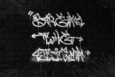 Phantom Urbanism - Monoline Arrow Graffiti Font Mozzatype 