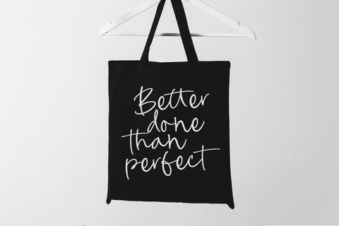 Pirates Serenity - Casual Handwritten Script Font Font Timur type 