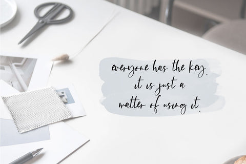 Platespinner Script Font Beck McCormick 