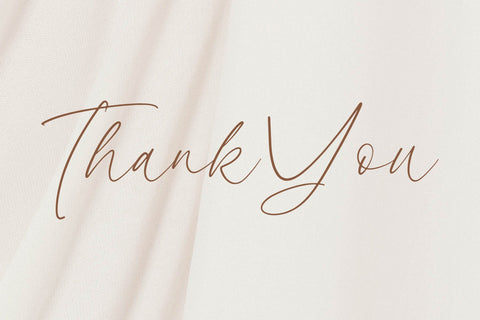 Qarlesya - Modern Elegant Script Font Letterena Studios 