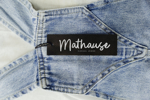 Qilua Vermont - Rough Handbrushed Script Font Font Timur type 