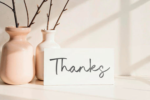 Queen Lorient - Handwritten Script Font Font Timur type 