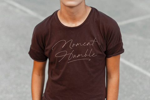 Radionte Heritage - Monoline Signature Script Font Letterena Studios 