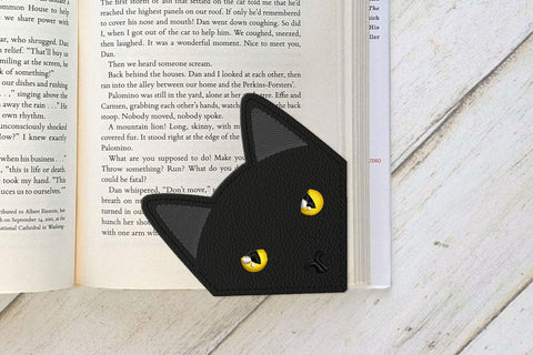 Realistic Cat Face Corner Bookmark ITH Applique Embroidery Embroidery/Applique DESIGNS Risa Rocks It 