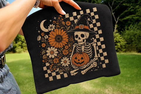 Retro Vintage Skeleton Pumpkin PNG Design SVG DesignDestine 
