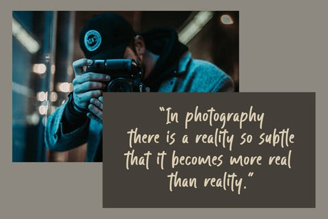 RIGHT NIGHT – DISPLAY FONT SVG MJB Letters Studio 