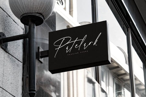 Rosatlinde - Elegant Signature Script Font Letterena Studios 