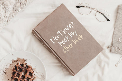 Royal Winter - Handwritten Font Font Timur type 