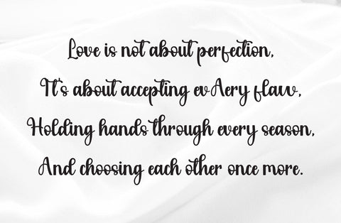 Santoria - Elegant Script Font Font Yuby 