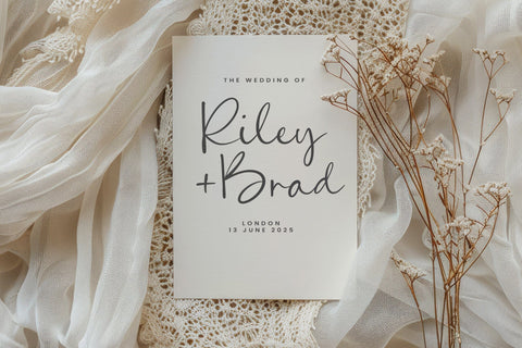 Scarleta Jayden - Handwritten Script Font Font Timur type 