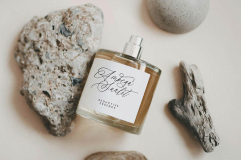 Scarletta Boutique - Handwritten Calligraphy Font Font Letterena Studios 