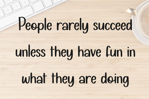 Snowcake Font Abo Daniel Studio 