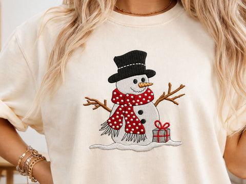 Snowman embroidery design, Christmas embroidery file, 4 sizes Embroidery/Applique DESIGNS DesignDestine 